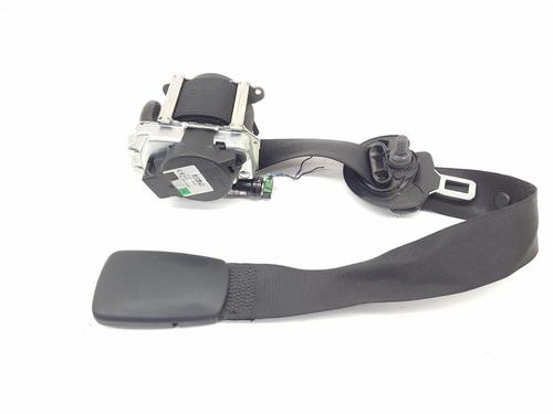 Sikkerhedssele foran højre BMW X1 (F48) sDrive 18 d (150 hp) 31282805