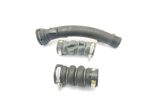 Used Intercooler pipe Intercooler pipe PEUGEOT 2008 II (UD_, US_, UY_, UJ_, UR_, UC_) 1.2 PureTech 130 (USHNS, URHNS) (130 hp) 32398191 32398191