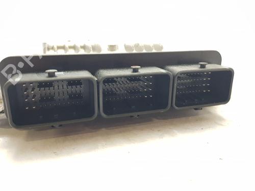 Computer motormanagement LAND ROVER RANGE ROVER III (L322) 3.6 D 4x4 | BP30891640M57
