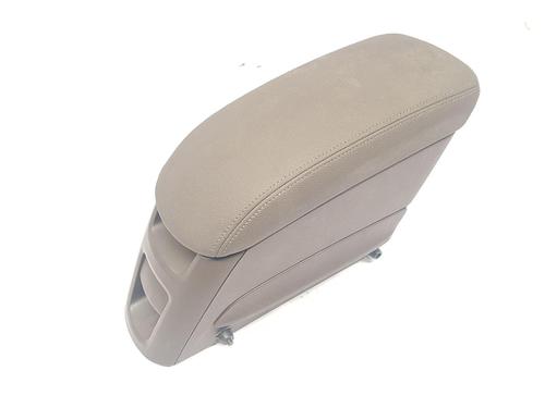 Used Armrest / Center console Armrest / Center console VAUXHALL MERIVA Mk II (B) (S10) 1.4 (101 hp) 33186220 33186220