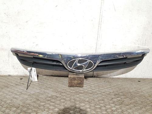Grill HYUNDAI i20 I (PB, PBT) 1.2 (78 hp) 31959754