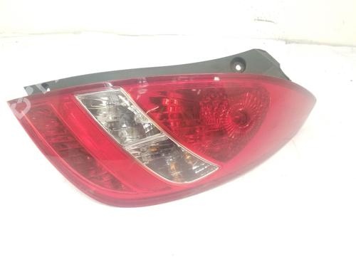 Used Right taillight Right taillight 39203778 39203778