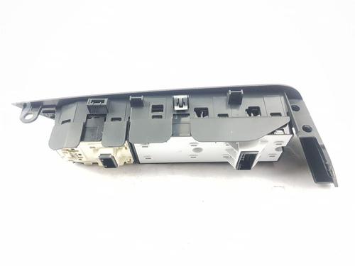 Right front window switch KIA STONIC (YB) | BP31819689I26