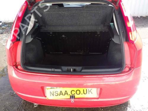 Used Parts FIAT GRANDE PUNTO (199_) 1.4 (199AXB11, 199AXB1A, 199BXB1A, 199AXL1A) (77 hp) 3994184