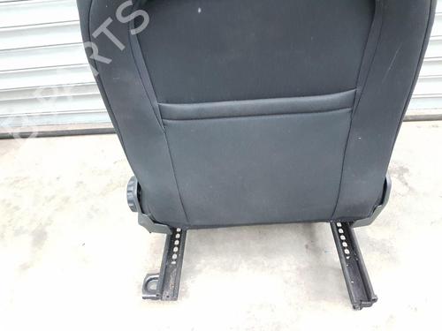 Right front seat FORD FIESTA VII (HJ, HF) | BP26903370C16 - Image 32
