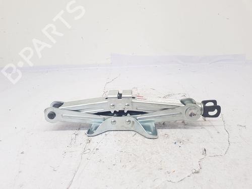 Reservehjul kit Reservehjul kit SUZUKI SWIFT III (MZ, EZ) 1.5 (RS415, ZC21S) (102 hp) 33559041 33559041