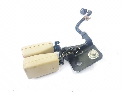 Used Seat buckle HONDA CIVIC VIII Hatchback (FN, FK) 2.2 CTDi (FK3) (140 hp) 32003961