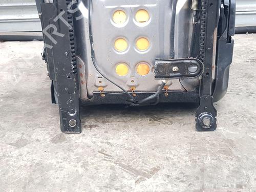 Right front seat MAZDA MX-5 II (NB) 1.6 16V (NB6C) | BP32846933C16  - Image 42