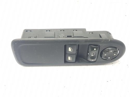 Used Right front window switch Right front window switch PEUGEOT RCZ 2.0 HDi (163 hp) 33246806 33246806