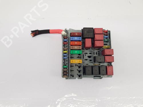 Used Fuse box Fuse box FIAT 500 (312_) 1.2 (312AXA1A) (69 hp) 33853631 33853631