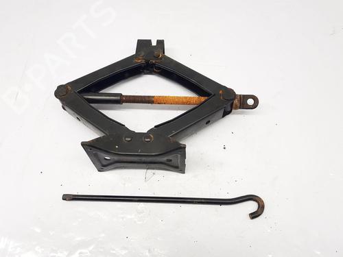 Roue de secours kit HYUNDAI i20 I (PB, PBT) 1.2 (78 hp) 31819958