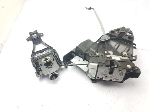 rear-left-lock-volvo-v40-hatchback-525-2012-2013-2014-2015-2016-2017-2018-2019-34169223 main image