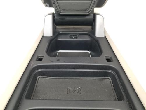 Armlæn LAND ROVER DEFENDER Station Wagon (L663) D300 MHEV 4x4 | BP32149254I20 