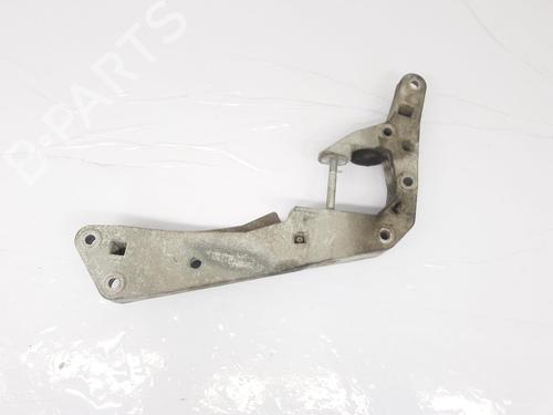 Used Gearbox mount BMW 5 (G30, F90) [2016-2025]  26588937