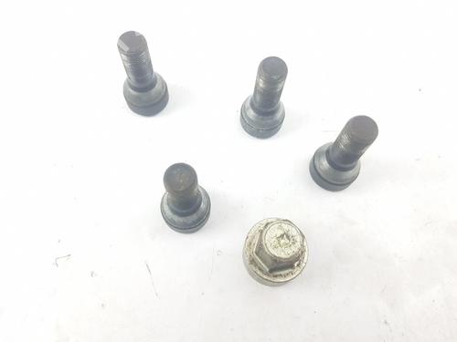 BP30948826O1 main image