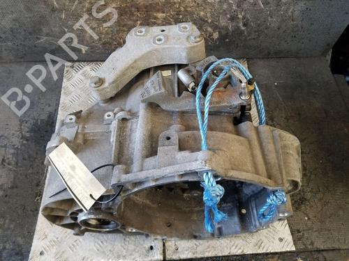 Getriebe für VW GOLF VII (5G1, BQ1, BE1, BE2) 1.2 TSI (110 hp) 32509616