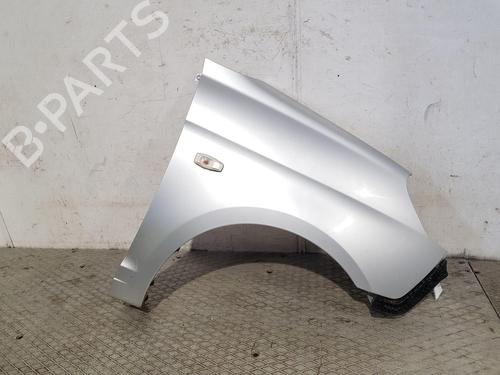 Used Right front fenders Right front fenders 37170395 37170395