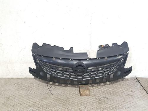 Used Grille Grille VAUXHALL CORSA Mk III (D) (S07) 1.2 i 16V (L08) (86 hp) 34638940 34638940