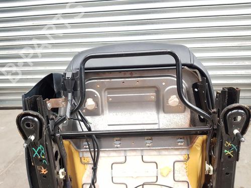 Right front seat FORD FIESTA VI (CB1, CCN) 1.6 Ti | BP26903388C16 