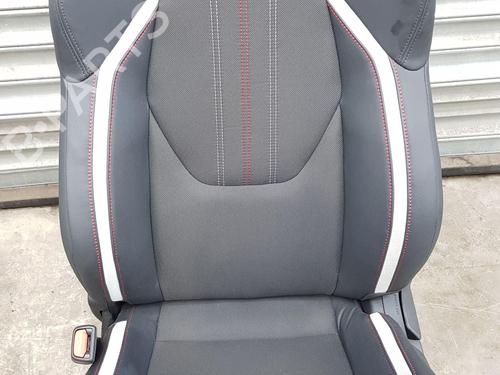 Left front seat TOYOTA COROLLA Hatchback (_E21_, _EA1_, _EH1_) 1.8 Hybrid (ZWE211, ZWE219) | BP29620592C15 