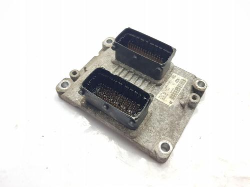 Used Engine control unit (ECU) VAUXHALL CORSA Mk III (D) (S07) 1.2 (L08) (80 hp) 30891545