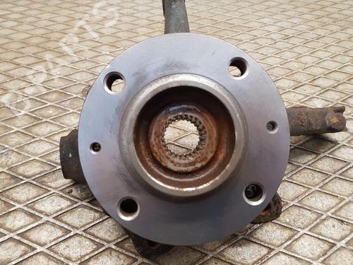 Right front steering knuckle OPEL CORSA F (P2JO) 1.2 (68) | BP30914784M26