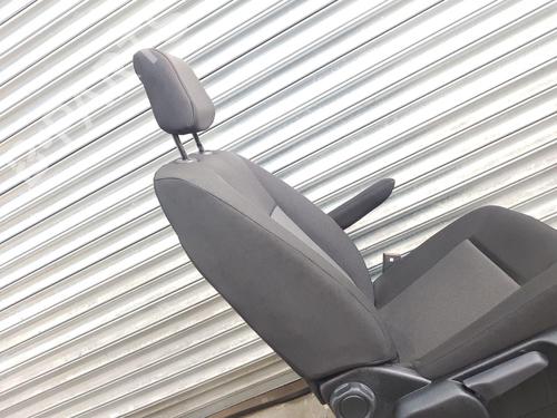 Right front seat OPEL VIVARO C Van (K0) 1.5 | BP31282661C16