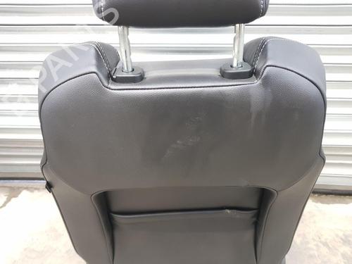 Right front seat FORD FOCUS III 2.0 ST | BP22663044C16 
