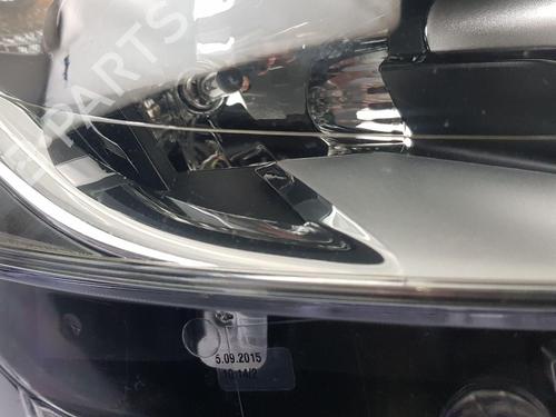 Right headlight PEUGEOT 208 I (CA_, CC_) 1.2 VTI 82 | BP32509708C29 