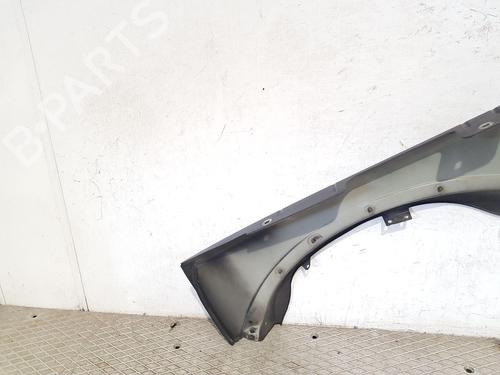 Right front fenders LAND ROVER DISCOVERY III (L319) 2.7 TD 4x4 | BP26943200C42