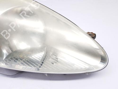 Right headlight FIAT GRANDE PUNTO (199_) 1.4 16V (199BXG1B, 199AXG1B) | BP32252143C29