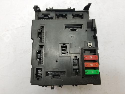 Used Fuse box SMART FORTWO Cabrio (451) 1.0 (451.431, 451.480) (71 hp) 22657549