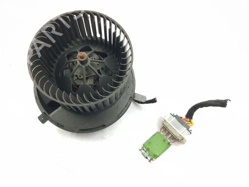 Heater blower motor VW GOLF VI (5K1) 1.6 TDI | BP29378803M62
