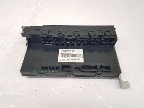 Used Fuse box Fuse box 39206778 39206778