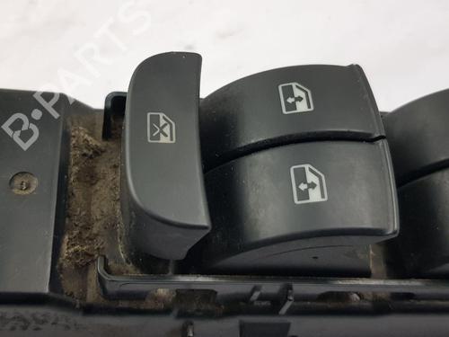 Høyre Foran elrute bryter SAAB 9-3 (YS3F, E79, D79, D75) 2.0 t | BP28307893I26 