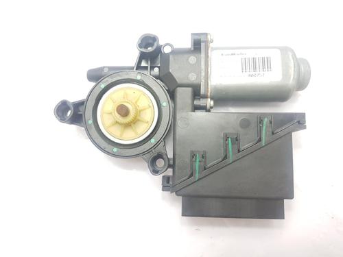 BP28571943E20 main image