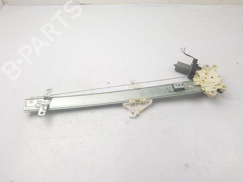 Used Front left window mechanism Front left window mechanism SUZUKI CELERIO (LF) 1.0 (AVK310) (68 hp) 34331913 34331913