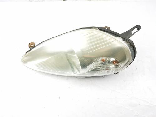 Used Left headlight FIAT GRANDE PUNTO (199_) 1.2 (65 hp) 27372213