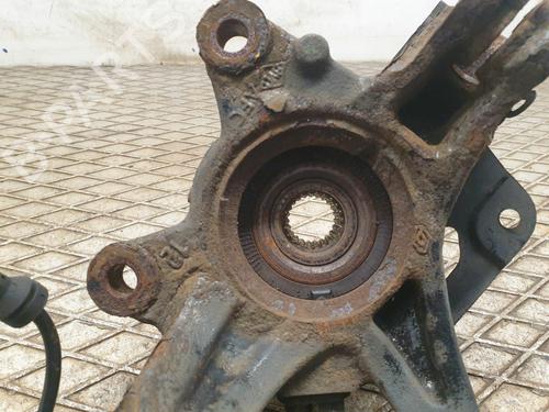 Left front steering knuckle RENAULT CAPTUR I (J5_, H5_) 0.9 TCe 90 | BP30402684M25 