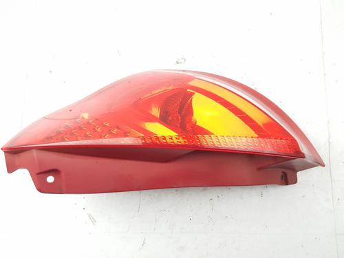 Used Right taillight Right taillight FORD FIESTA VI (CB1, CCN) 1.4 TDCi (70 hp) 40221535 40221535
