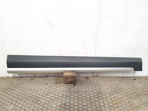 Used Door moulding trim MG MG ZS SUV 1.5 VTi (106 hp) 28120210