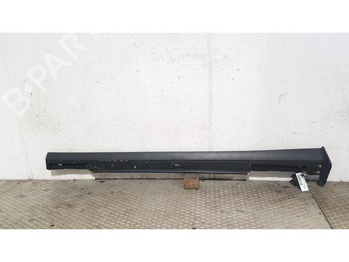 Jupe lateral gauche Jupe lateral gauche 39506374 39506374