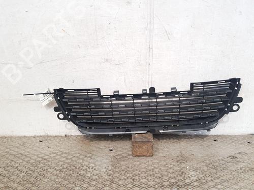 Used Grille PEUGEOT 2008 I (CU_) 1.6 BlueHDi 120 (120 hp) 27392497