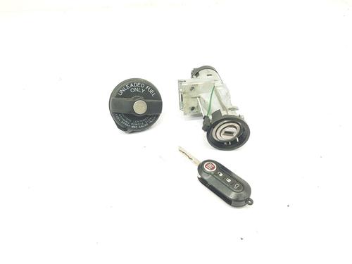Clé de contact FIAT 500 (312_) 1.2 (312AXA1A) (69 hp) 32331958