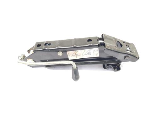 Używane Zestaw narzędzi / podnośnik VW SCIROCCO III (137, 138) 2.0 TDI (150 hp) 29927983