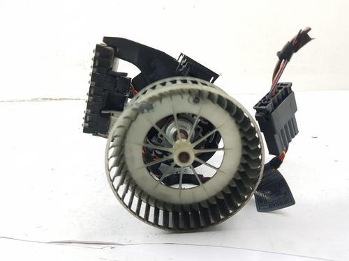Heater blower motor BMW 5 (E60) 520 d | BP29440215M62 