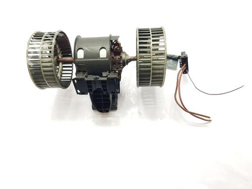Used Heater blower motor BMW 5 (E60) 520 d (177 hp) 29900462