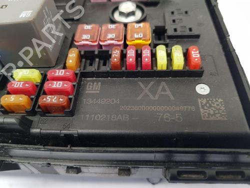 Fuse box VAUXHALL ZAFIRA Mk III (P12) 1.8 (75) | BP29378988E1 