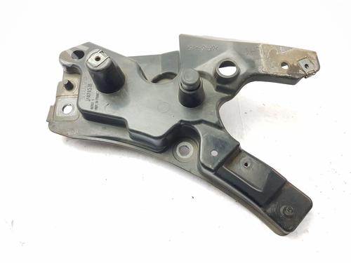 Used Left headlight support Left headlight support VOLVO XC60 II (246) T5 AWD (250 hp) 33130752 33130752