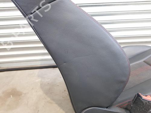Right front seat AUDI A1 (8X1, 8XK) S1 quattro | BP23332150C16 